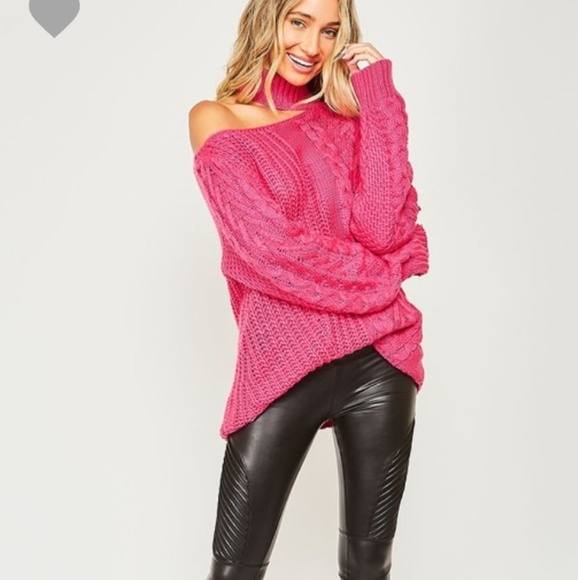 LAST 1! 1-Shoulder Mock Neck Cable Knit Sweater M - Picture 4 of 8